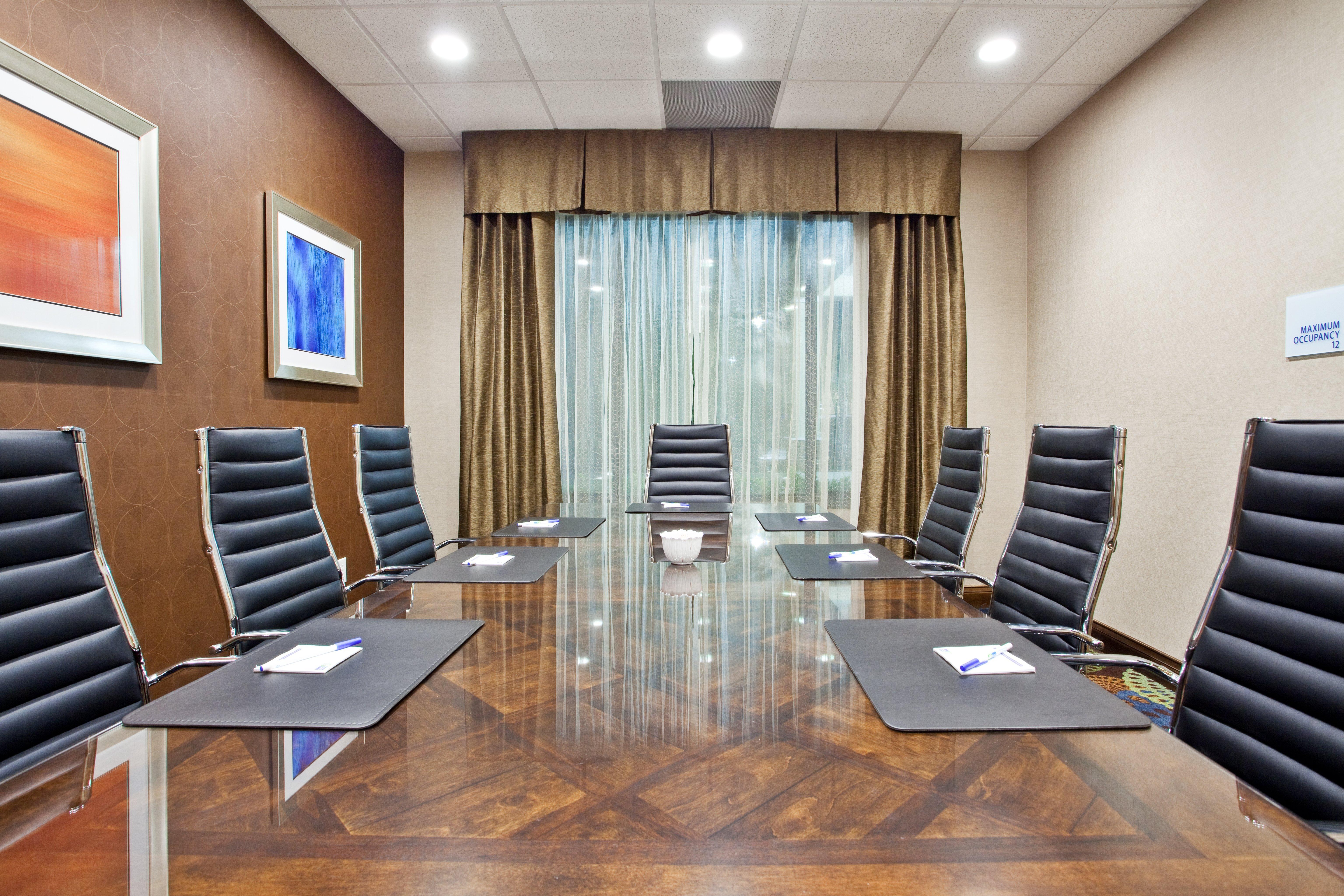 Holiday Inn Express & Suites Buford Ne - Lake Lanier By Ihg Экстерьер фото
