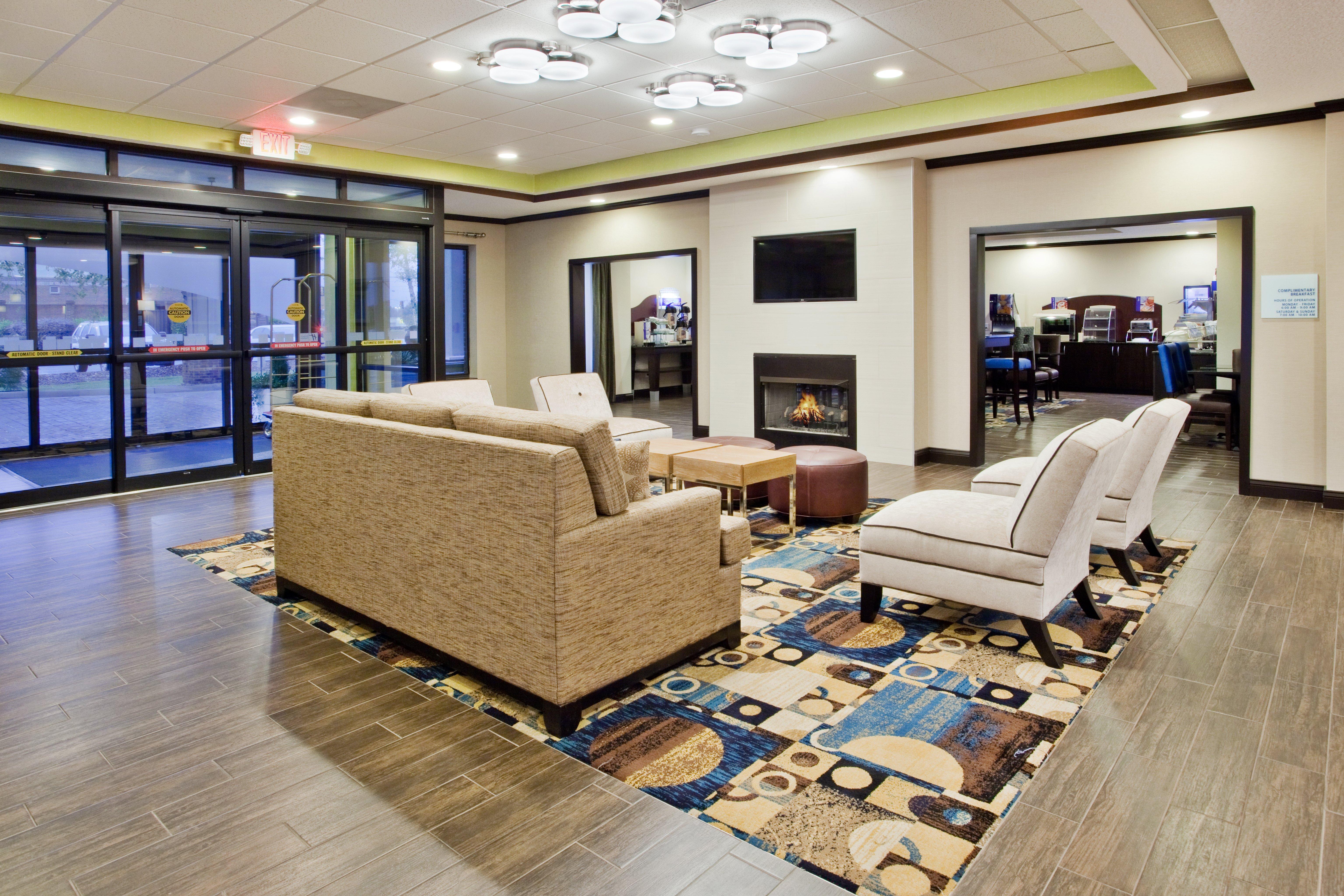Holiday Inn Express & Suites Buford Ne - Lake Lanier By Ihg Экстерьер фото